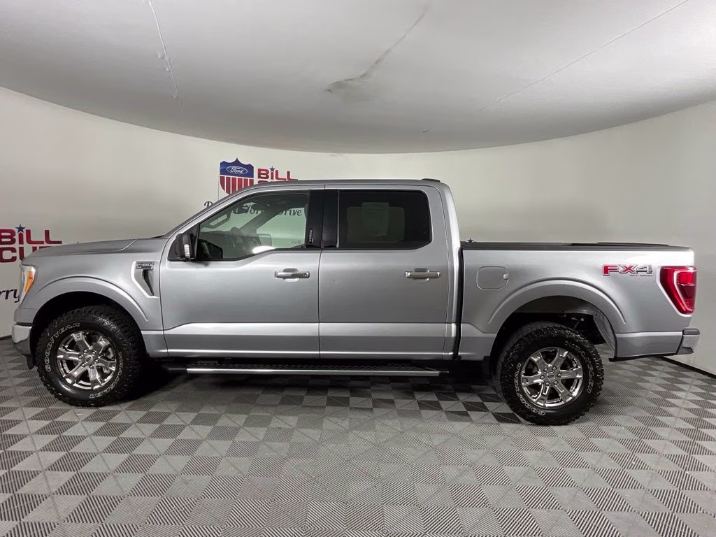 2021 Silver Metallic Ford F-150 XLT 4X4 Truck
