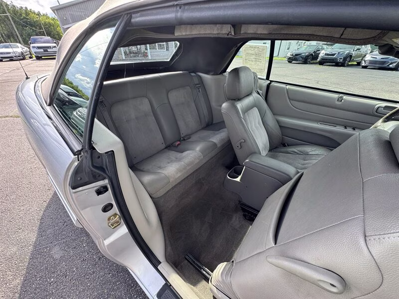 2006 Chrysler Sebring Touring FWD Convertible