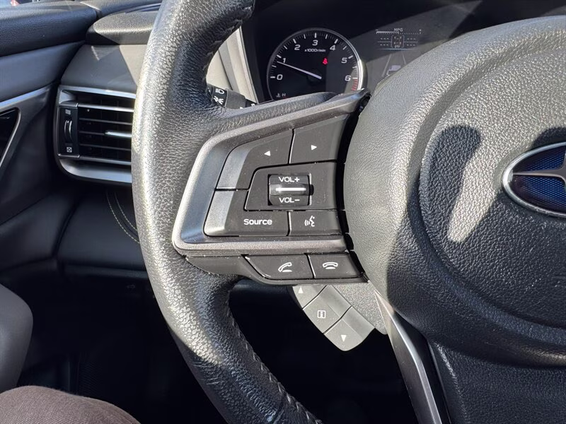 2022 Crystal Black Silica Subaru Outback Onyx Edition XT AWD Crossover