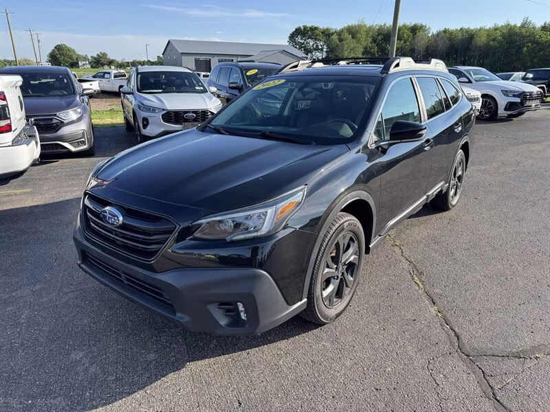 2022 Crystal Black Silica Subaru Outback Onyx Edition XT AWD Crossover