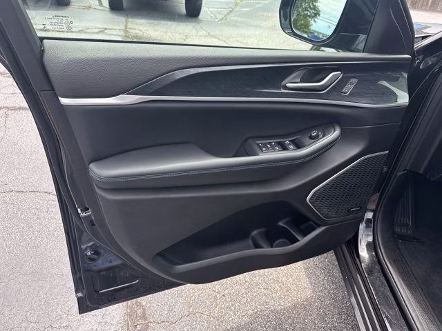 2022 Diamond Black Crystal Pearlcoat Jeep Grand Cherokee 4xe 4X4 SUV