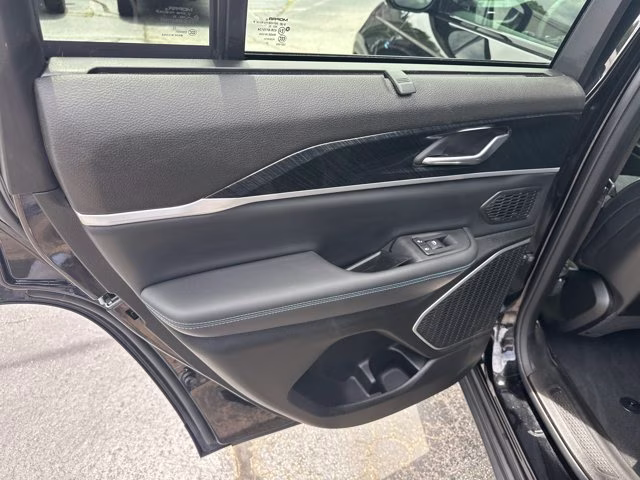 2022 Diamond Black Crystal Pearlcoat Jeep Grand Cherokee 4xe 4X4 SUV