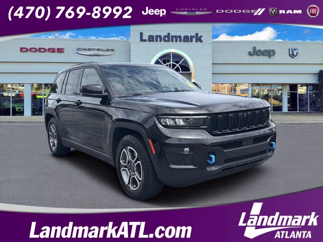 2022 Diamond Black Crystal Pearlcoat Jeep Grand Cherokee 4xe 4X4 SUV