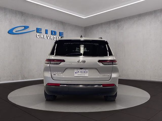 2021 Silver Zynith Jeep Grand Cherokee L Limited 4X4 SUV