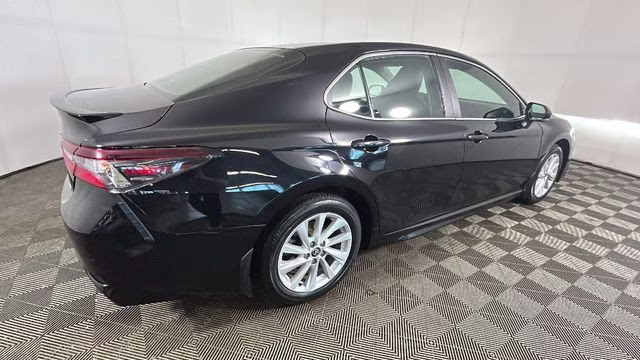 2024 Midnight Black Metallic Toyota Camry SE FWD Sedan