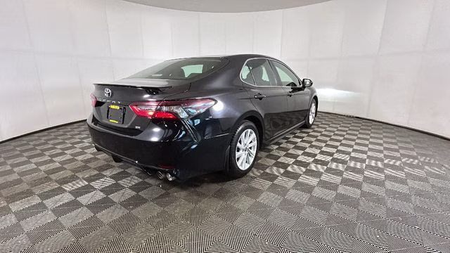 2024 Midnight Black Metallic Toyota Camry SE FWD Sedan