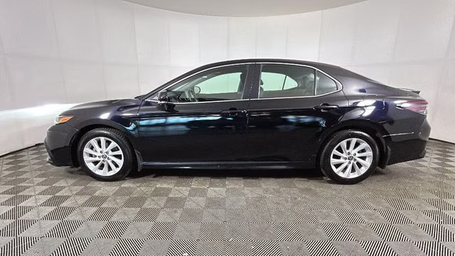 2024 Midnight Black Metallic Toyota Camry SE FWD Sedan