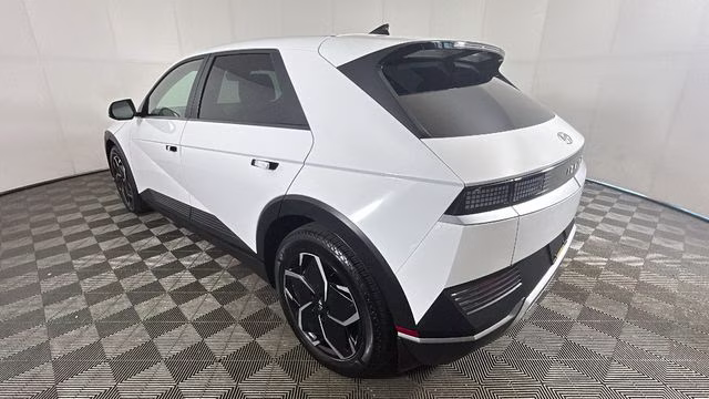 2023 Atlas White Hyundai IONIQ 5 SEL AWD SUV