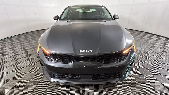 2025 Interstellar Gray Kia K5 LXS FWD Sedan