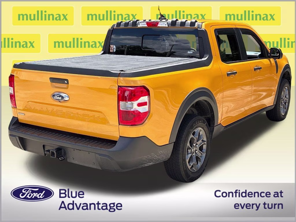 2023 Orange Metallic Ford Maverick XLT FWD Truck