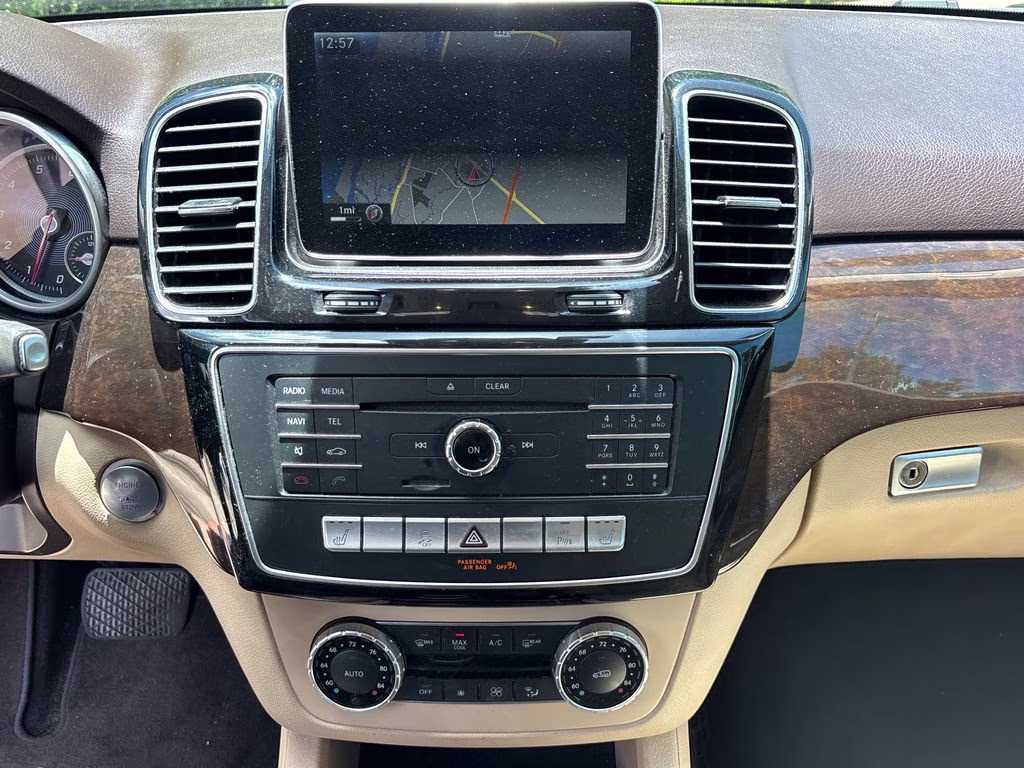 2016 designo Cardinal Red Metallic Mercedes-Benz GLE GLE 350 RWD SUV