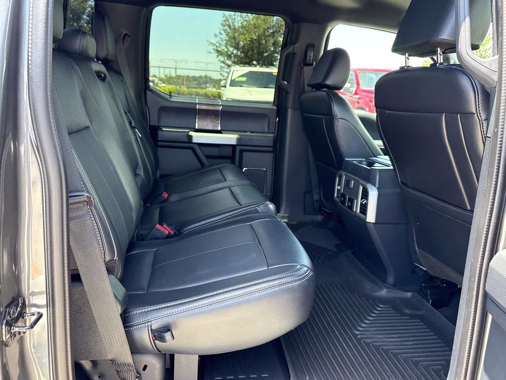 2022 Carbonized Gray Metallic Ford Super Duty F-250 SRW Lariat 4X4 Truck