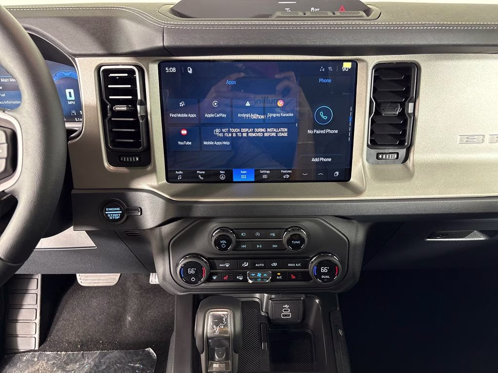 2026 Oxford White Ford Bronco Outer Banks 4X4 SUV