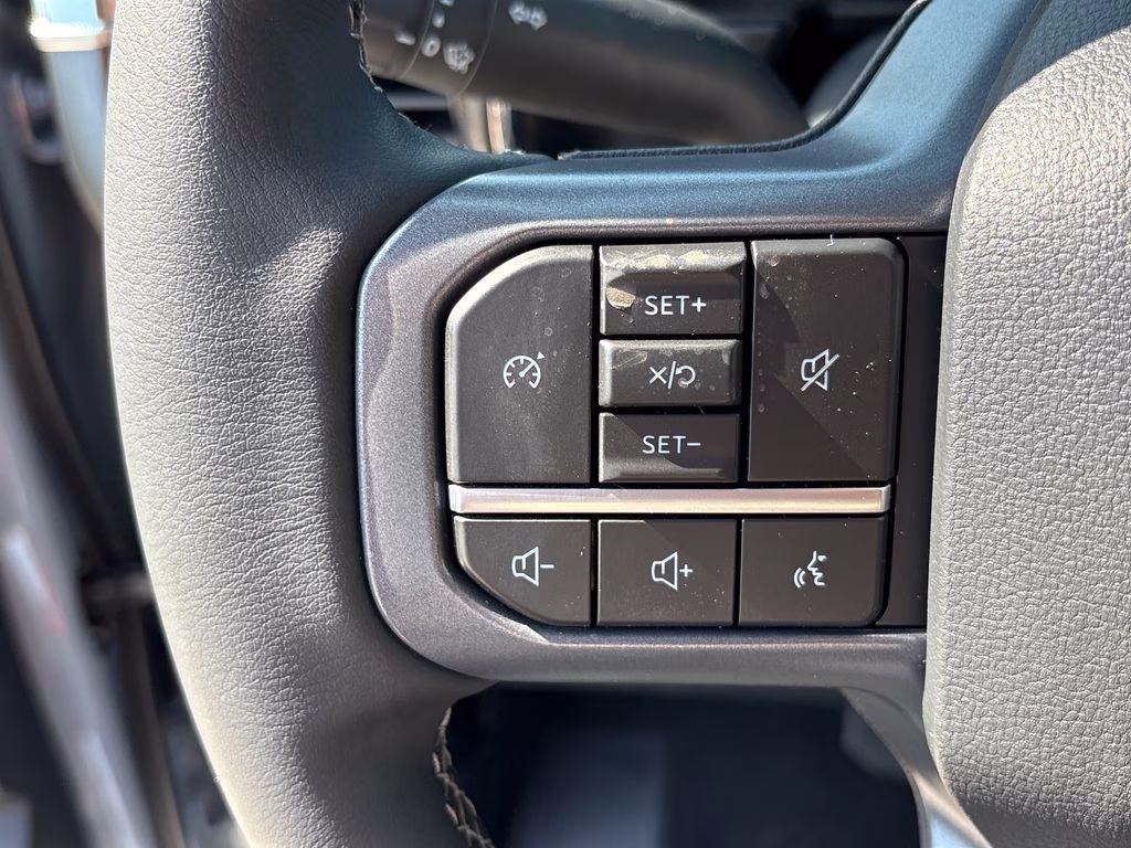 2026 Glacier Gray Metallic Tri-Coat Ford Super Duty F-250 SRW Lariat 4X4 Truck