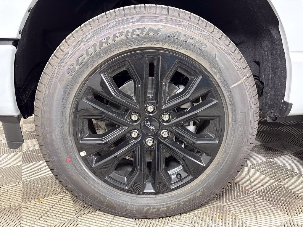 2026 Avalanche Ford F-150 XLT 4X4 Truck