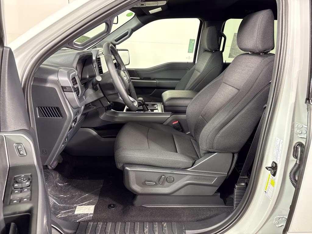 2026 Avalanche Ford F-150 XLT 4X4 Truck