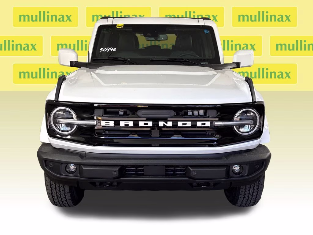 2026 Oxford White Ford Bronco Outer Banks 4X4 SUV