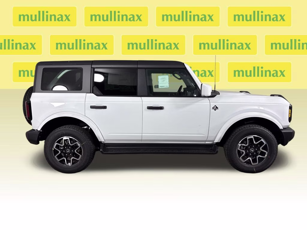 2026 Oxford White Ford Bronco Outer Banks 4X4 SUV