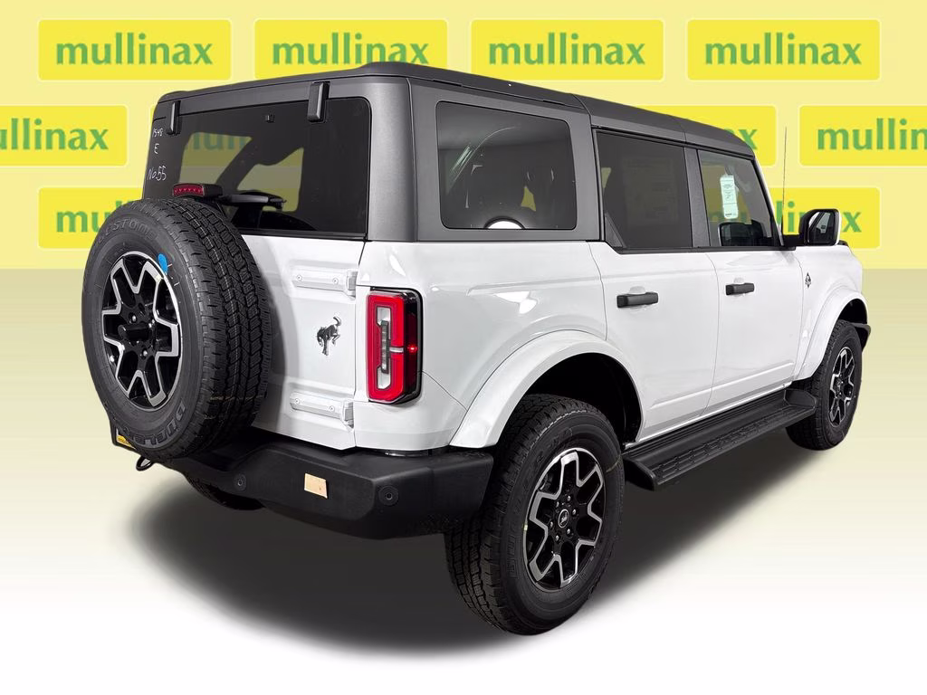 2026 Oxford White Ford Bronco Outer Banks 4X4 SUV