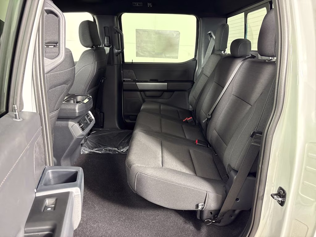 2026 Avalanche Ford F-150 XLT 4X4 Truck