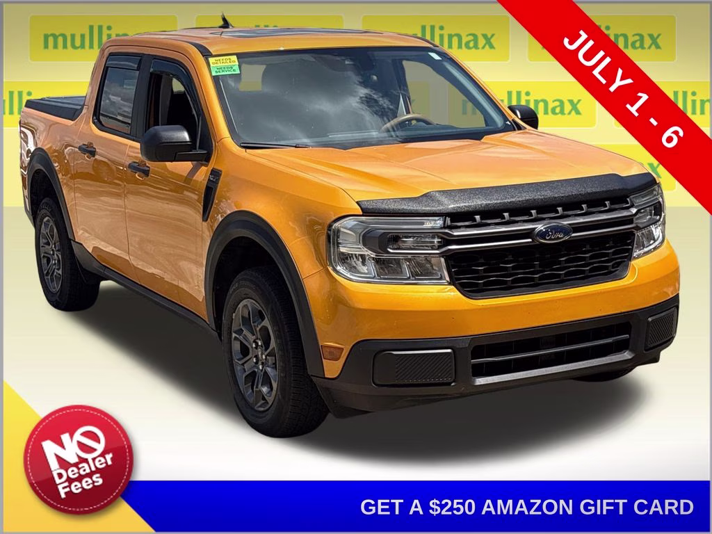 2023 Orange Metallic Ford Maverick XLT FWD Truck