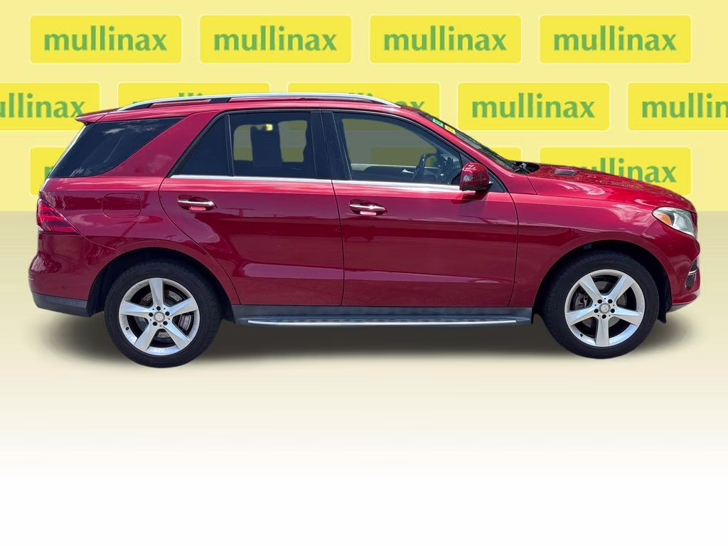 2016 designo Cardinal Red Metallic Mercedes-Benz GLE GLE 350 RWD SUV