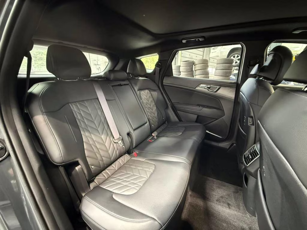 2024 Gravity Gray Kia Sportage Plug-In Hybrid X-Line Prestige AWD SUV