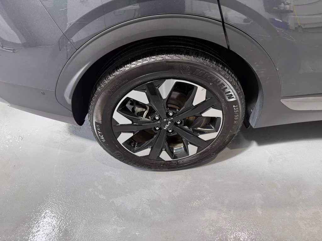 2024 Gravity Gray Kia Sportage Plug-In Hybrid X-Line Prestige AWD SUV