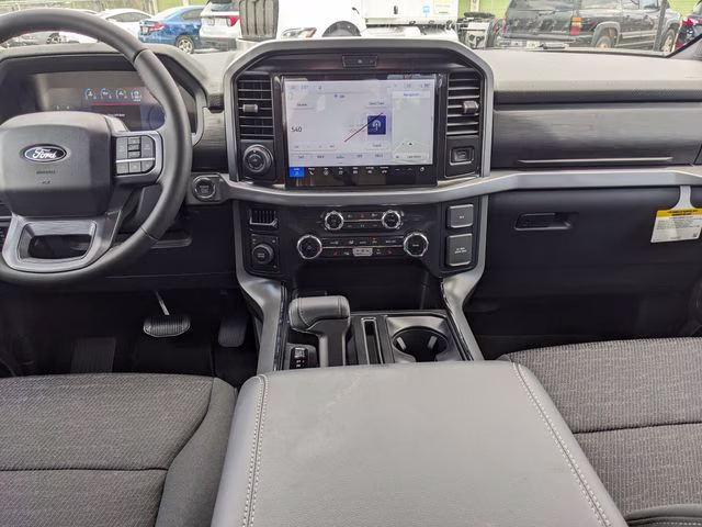 2026 Oxford White Ford F-150 XLT 4X4 Truck