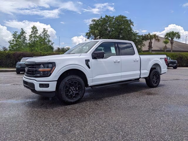 2026 Oxford White Ford F-150 XLT 4X4 Truck