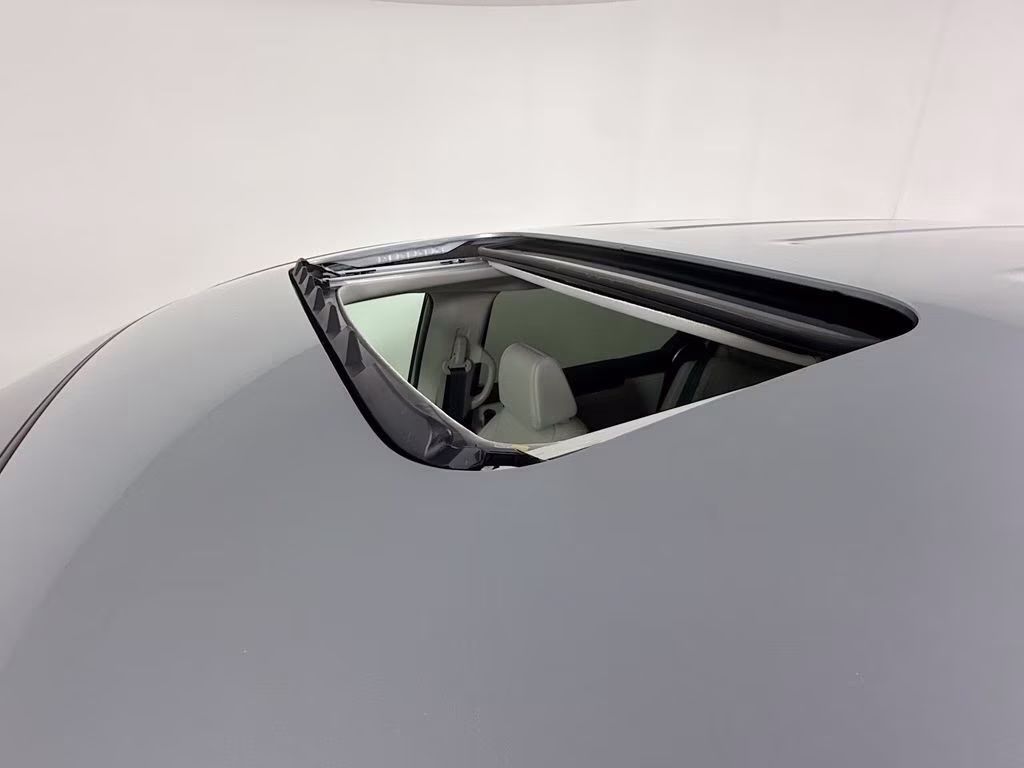 2026 Solar Silver Metallic Honda Odyssey EX-L FWD Van
