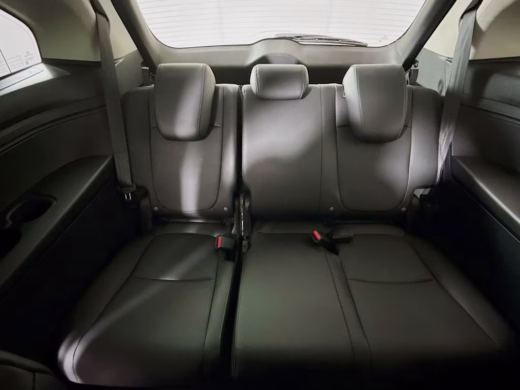 2026 Solar Silver Metallic Honda Odyssey EX-L FWD Van