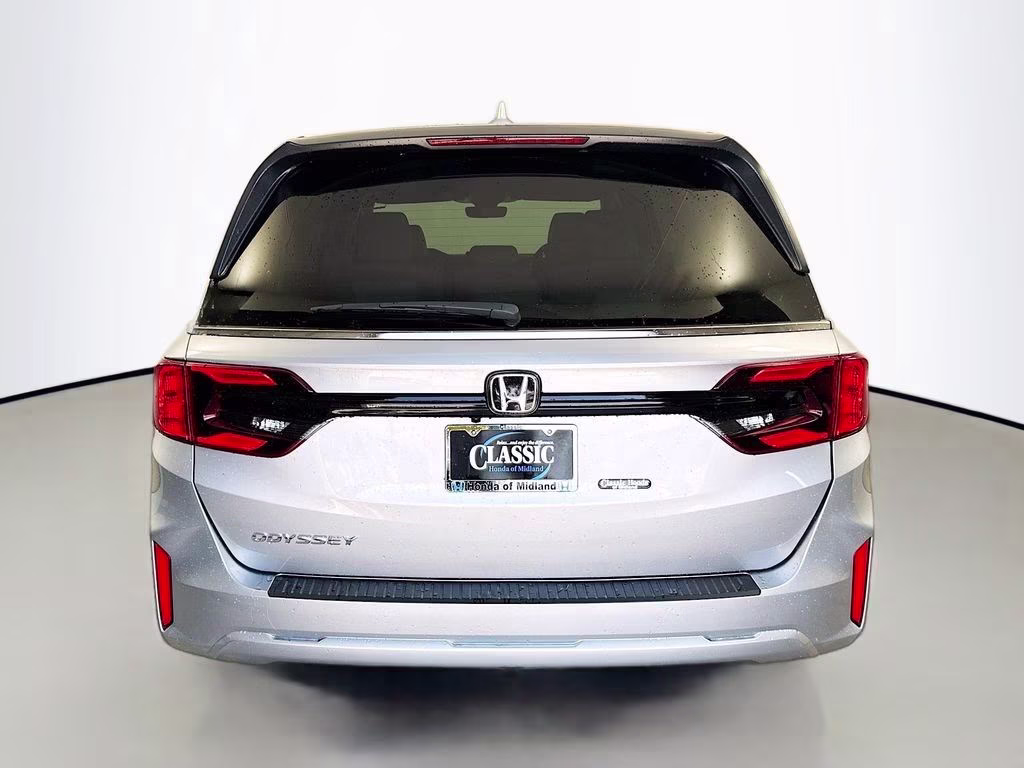 2026 Solar Silver Metallic Honda Odyssey EX-L FWD Van