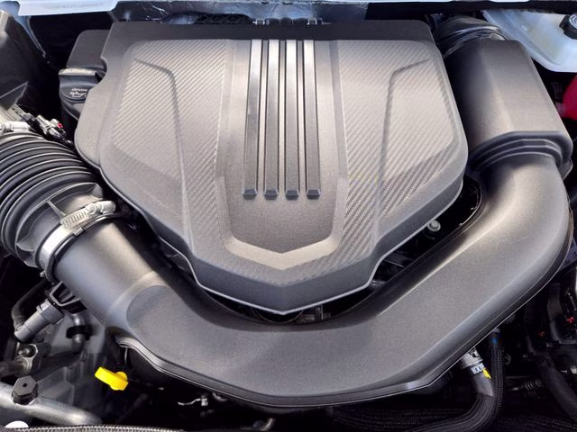 2026 Summit White Chevrolet Traverse LT FWD SUV