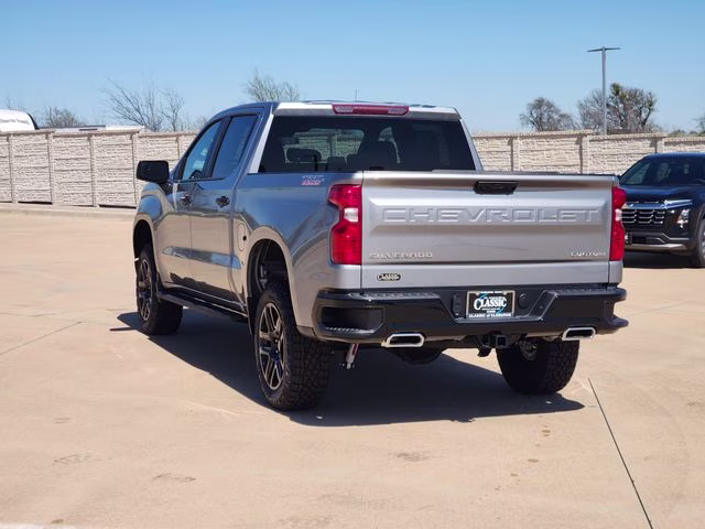 2026 Sterling Gray Metallic Chevrolet Silverado 1500 Custom Trail Boss 4X4 Truck