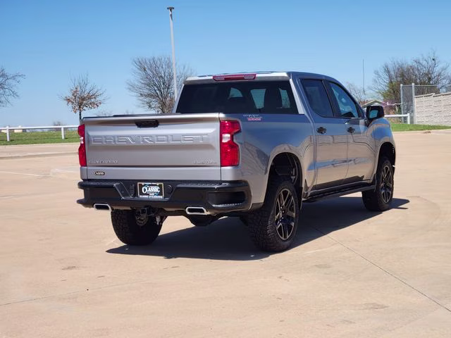 2026 Sterling Gray Metallic Chevrolet Silverado 1500 Custom Trail Boss 4X4 Truck