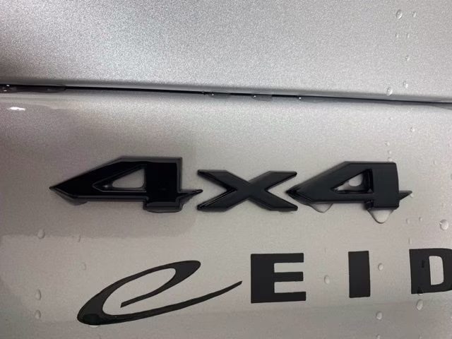 2026 Silver Zynith Jeep Grand Cherokee Altitude 4X4 SUV