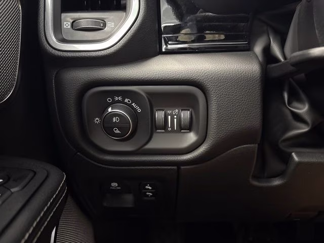 2026 Tank Ram 1500 Laramie Night Edition 4X4 Truck
