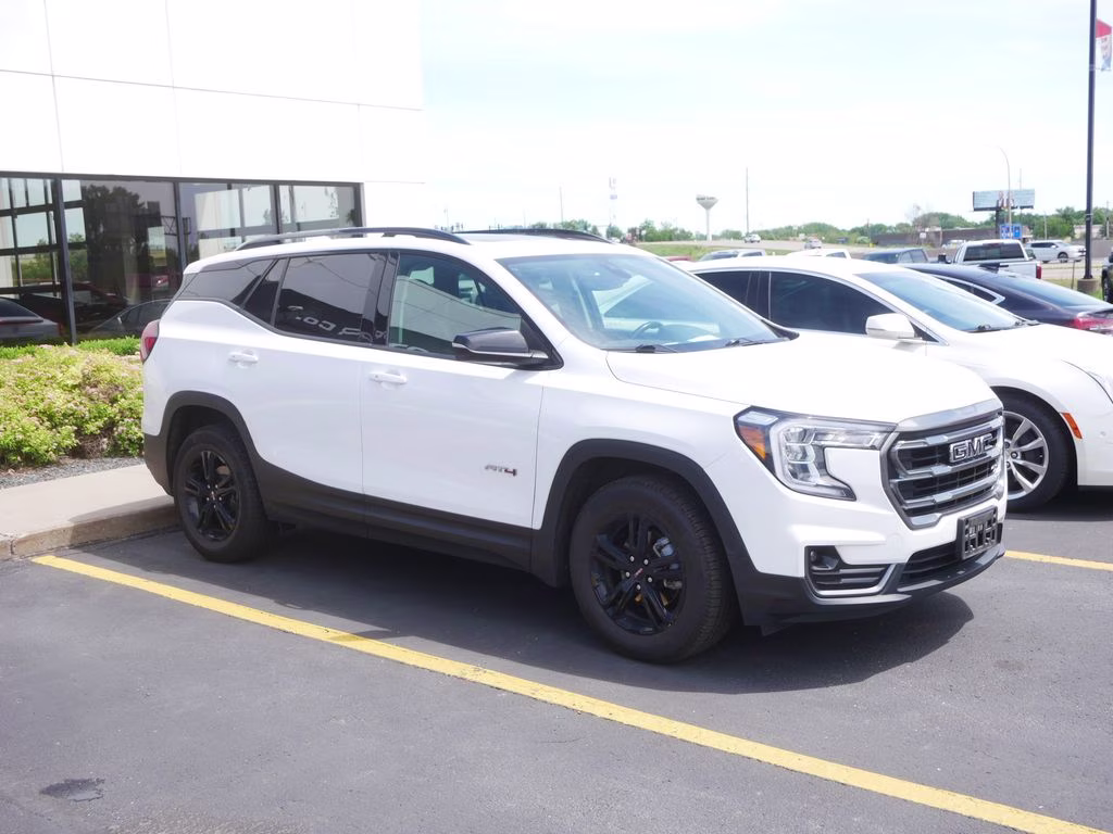 2022 Summit White GMC Terrain AT4 AWD SUV