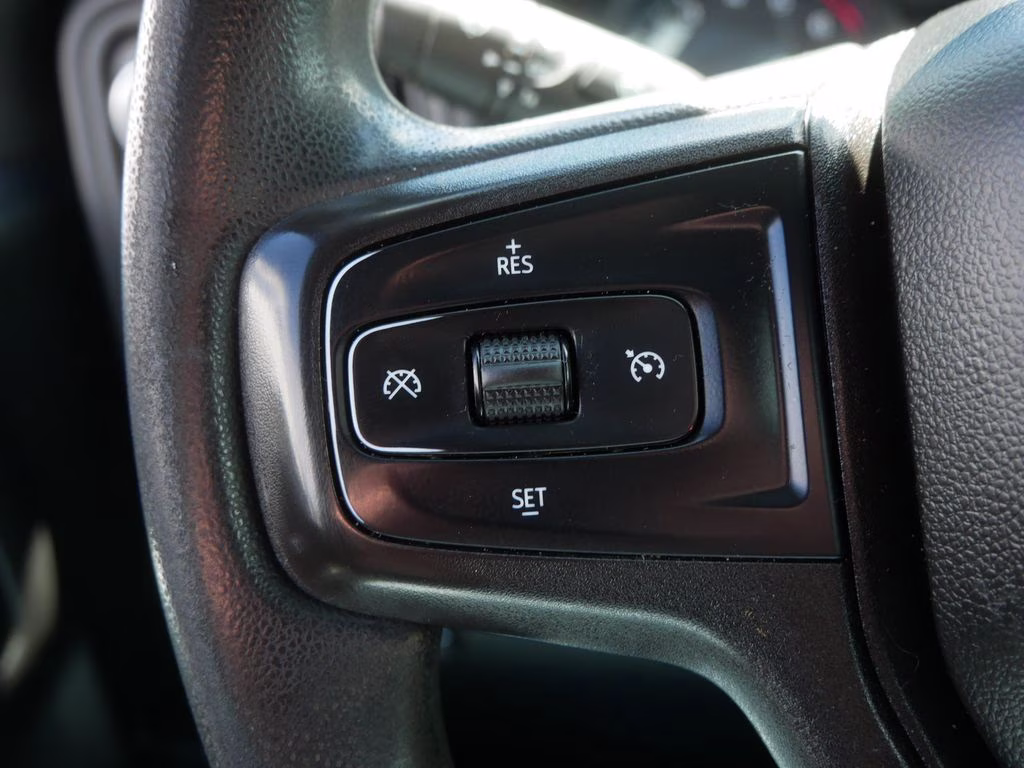 2020 Summit White Chevrolet Silverado 1500 Custom 4X4 Truck