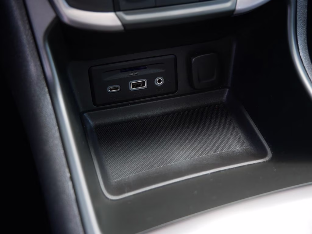2022 Summit White GMC Terrain AT4 AWD SUV