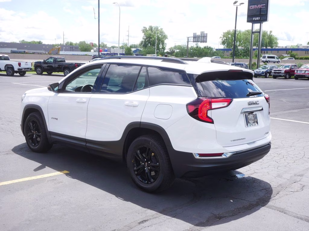 2022 Summit White GMC Terrain AT4 AWD SUV