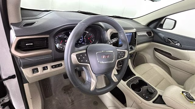 2023 White Frost Tricoat GMC Acadia Denali AWD SUV