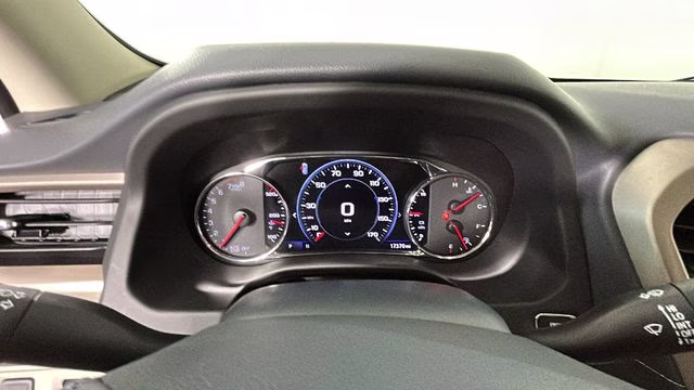 2023 White Frost Tricoat GMC Acadia Denali AWD SUV