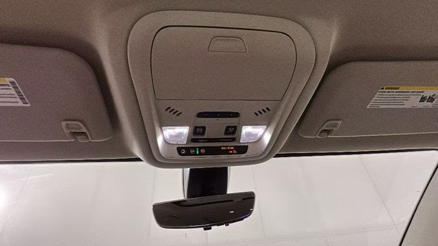 2023 White Frost Tricoat GMC Acadia Denali AWD SUV