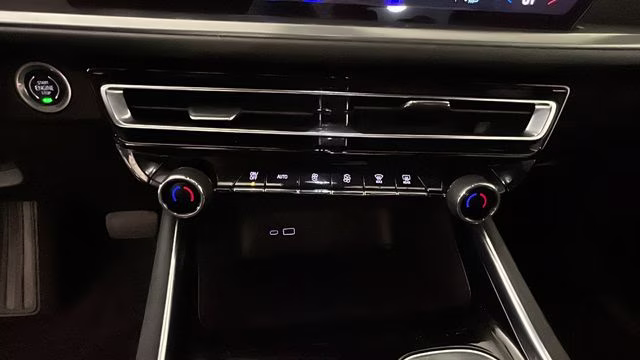 2024 Mosaic Black Metallic Chevrolet Traverse LS FWD SUV