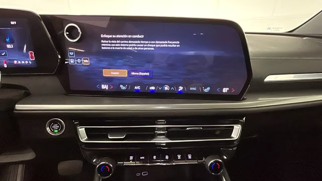 2024 Mosaic Black Metallic Chevrolet Traverse LS FWD SUV