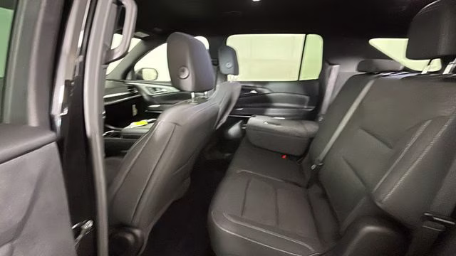 2024 Mosaic Black Metallic Chevrolet Traverse LS FWD SUV