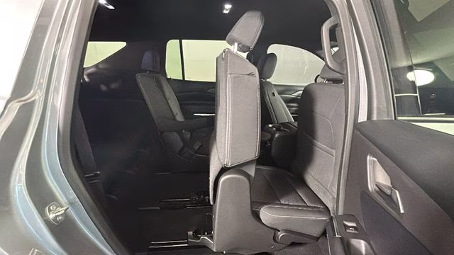 2025 Gray Chevrolet Traverse LT AWD SUV