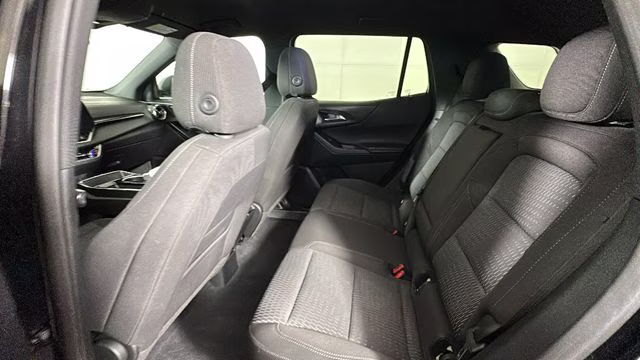 2025 Mosaic Black Metallic Chevrolet Equinox LT FWD SUV